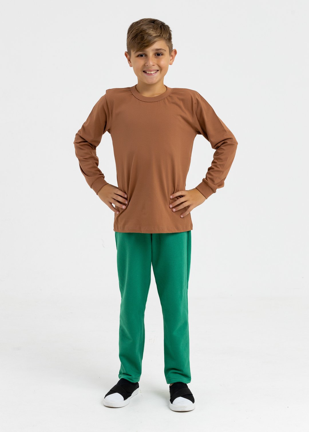 comprar moda infantil direto de fabrica online brilha kids calca bainha verde camiseta marrom