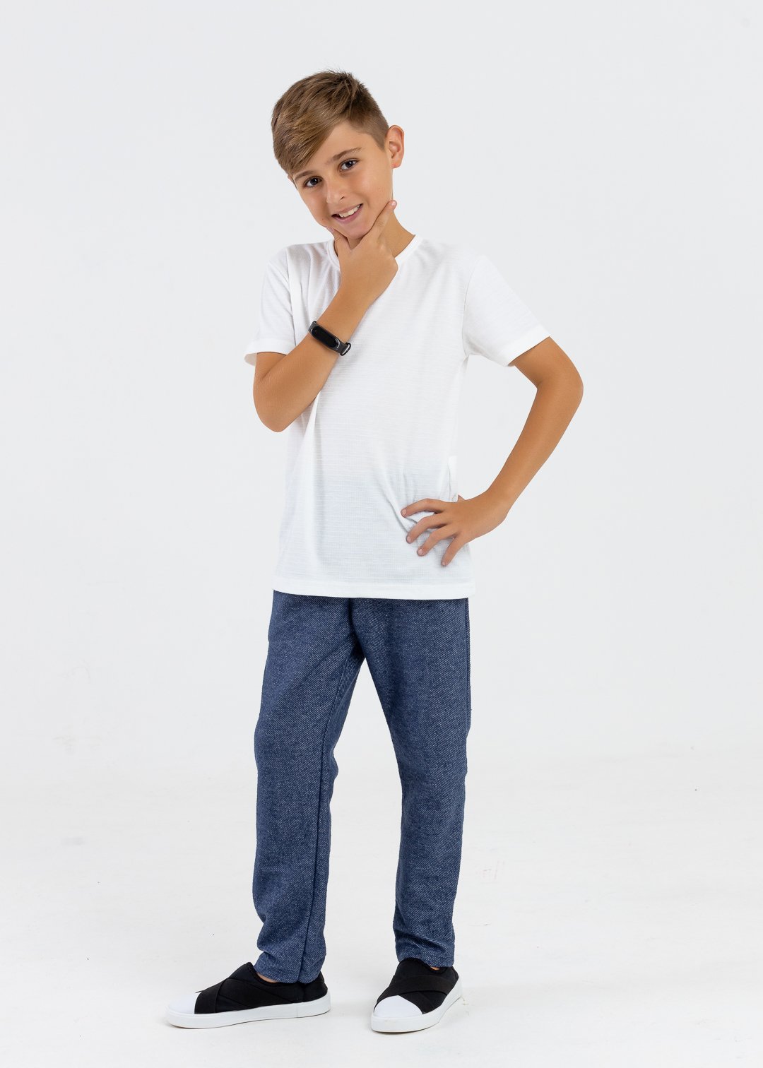 comprar moda infantil direto de fabrica online brilha kids camiseta marrocos off e calca moletinho jeans marinho