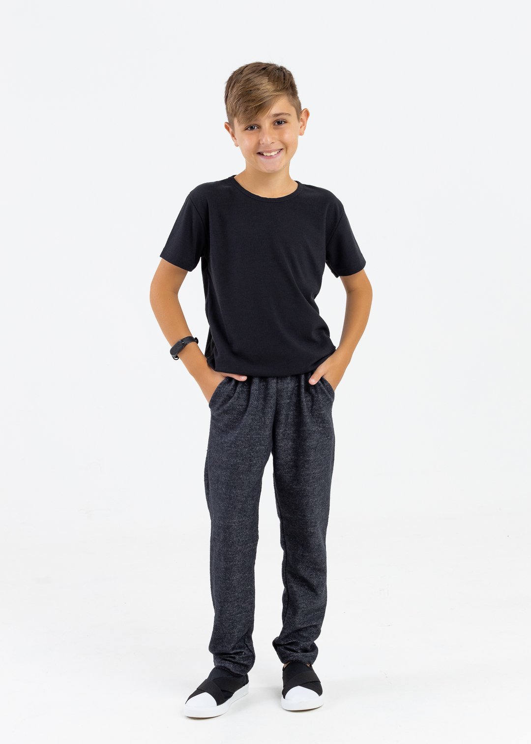 comprar moda infantil direto de fabrica online brilha kids camiseta marrocos preta e calca moletinho jeans preto